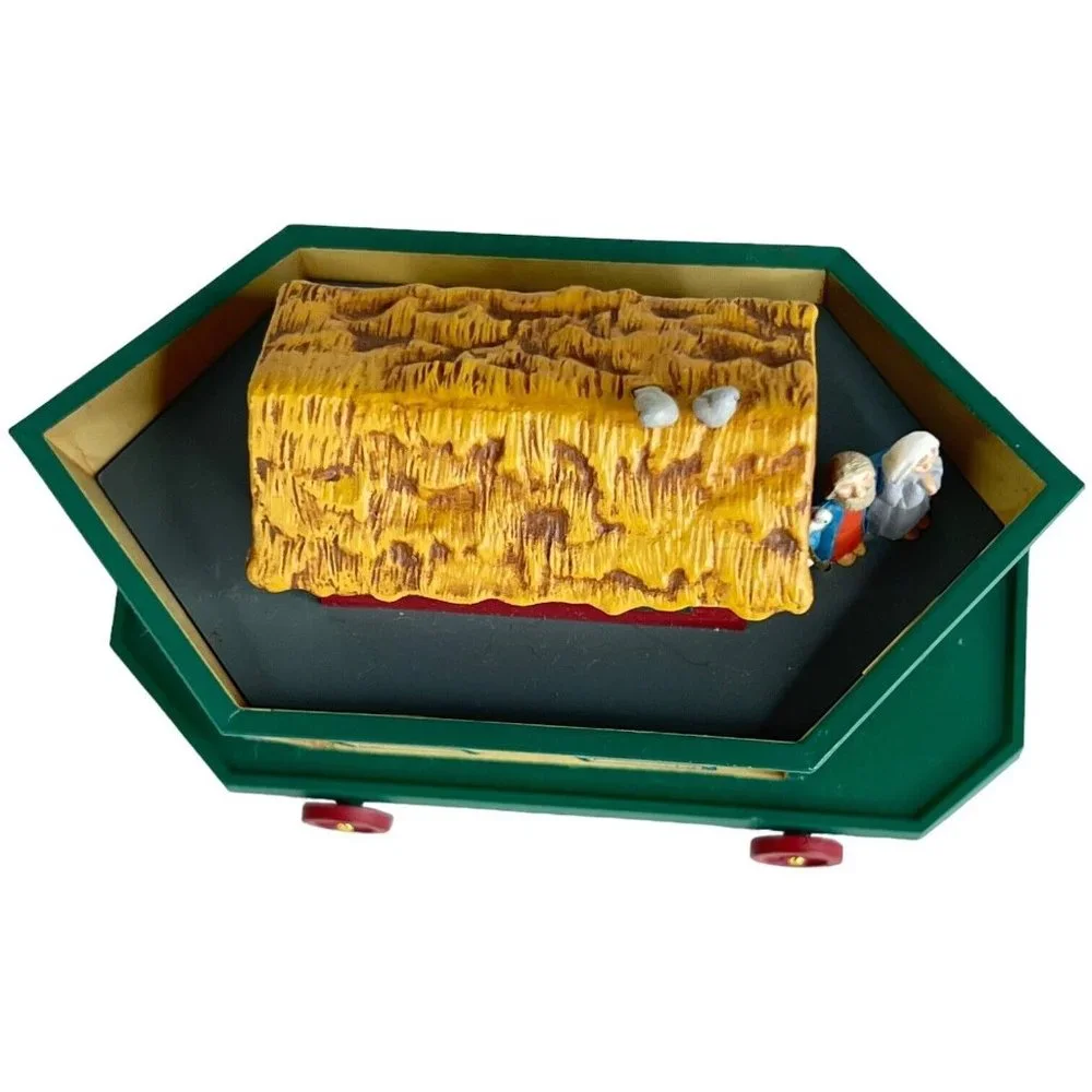 Vintage 1994‎ Hallmark Ornament Noahs Ark Special Edition Bear Seal Pairs